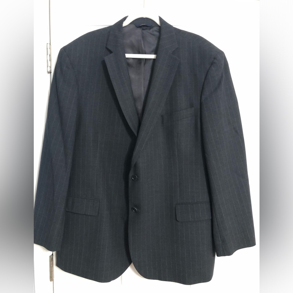 Brooks Brothers 48R grey pin stripe suit jacket blazer‎ size 48R formal wool